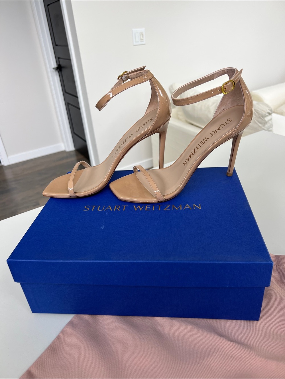 Stuart Weitzman nudistcurve 100 open toe sandals heels patent leather 9